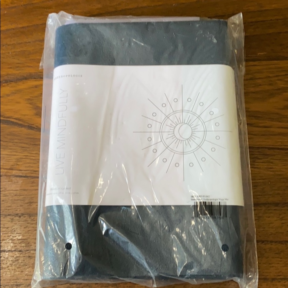 Anthropologie travel yoga mat
